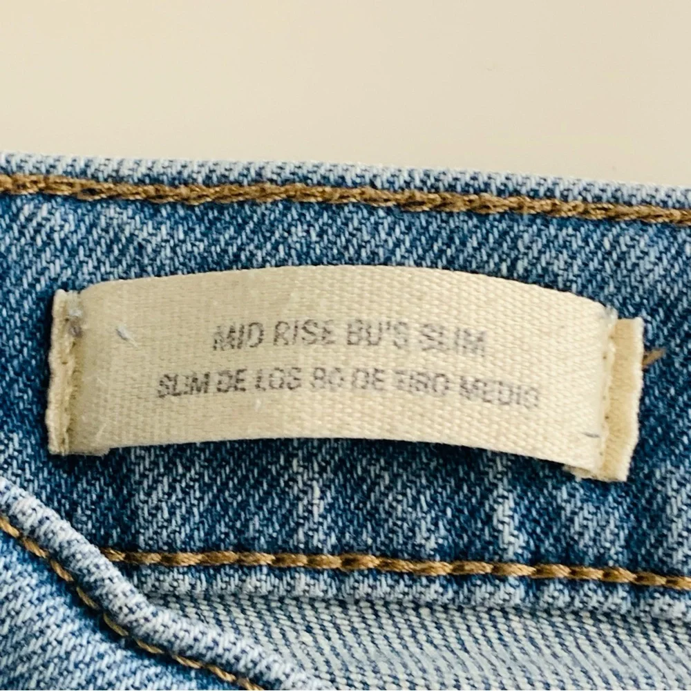 Universal Thread Mid Rise Button Up Jeans Slim Fit Size 2 - Picture 10 of 15